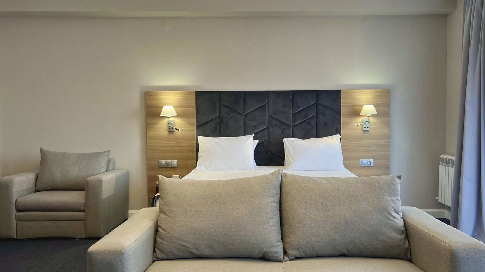 rooms-junior-suite