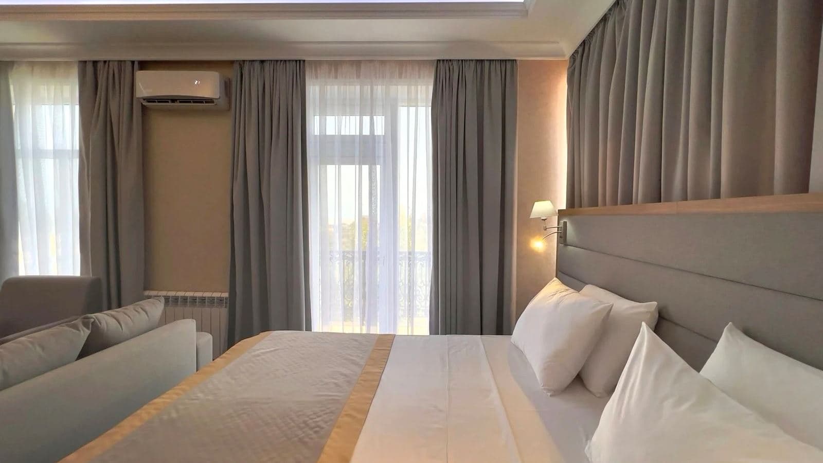 rooms-premium-suite