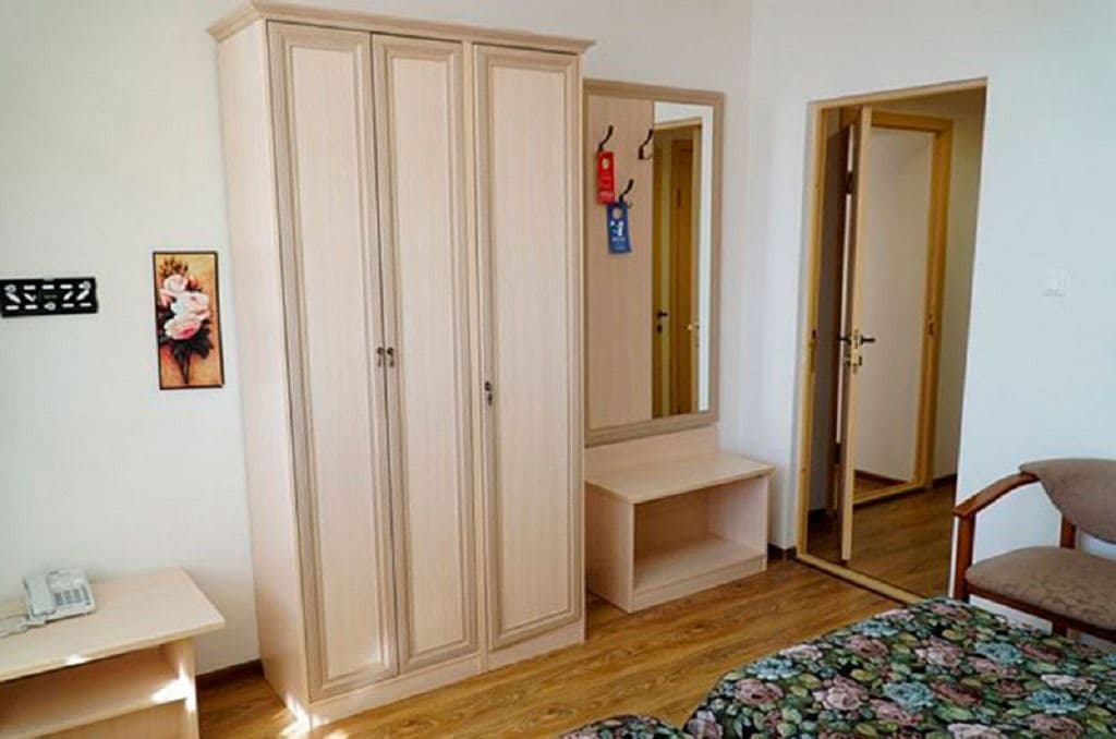 rooms-2bed-comfort