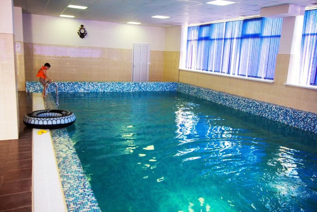 pools-outdoor-pool