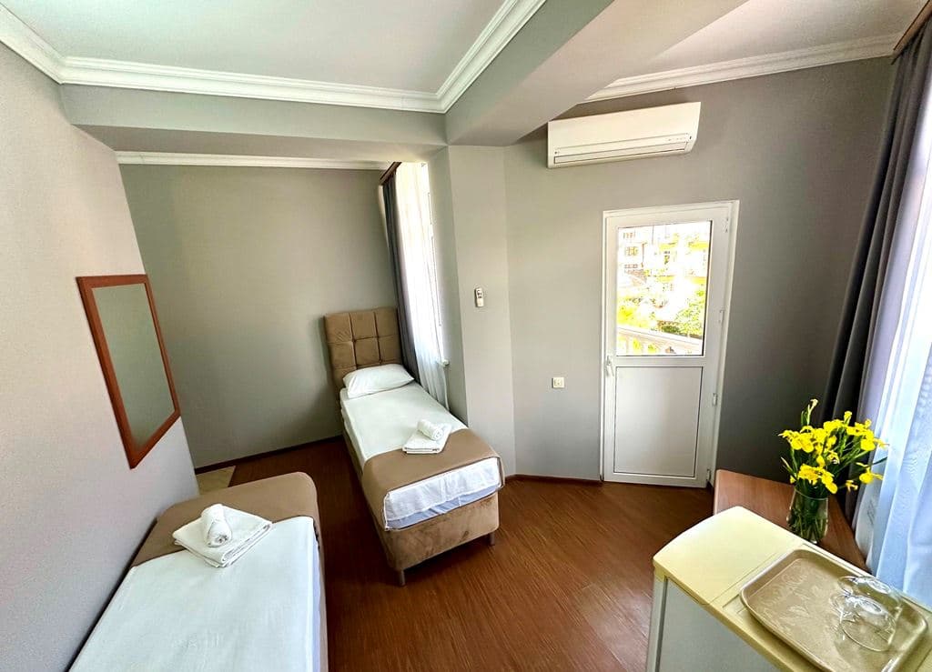 rooms-2-rooms