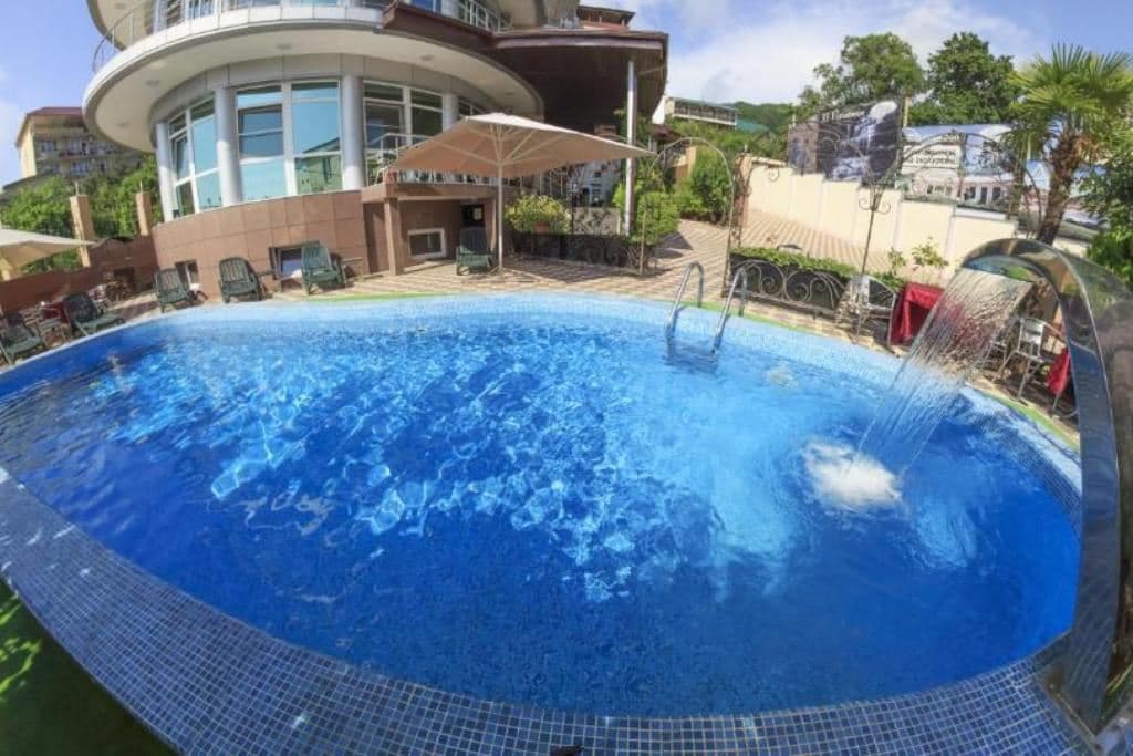 pools-outdoor-pool