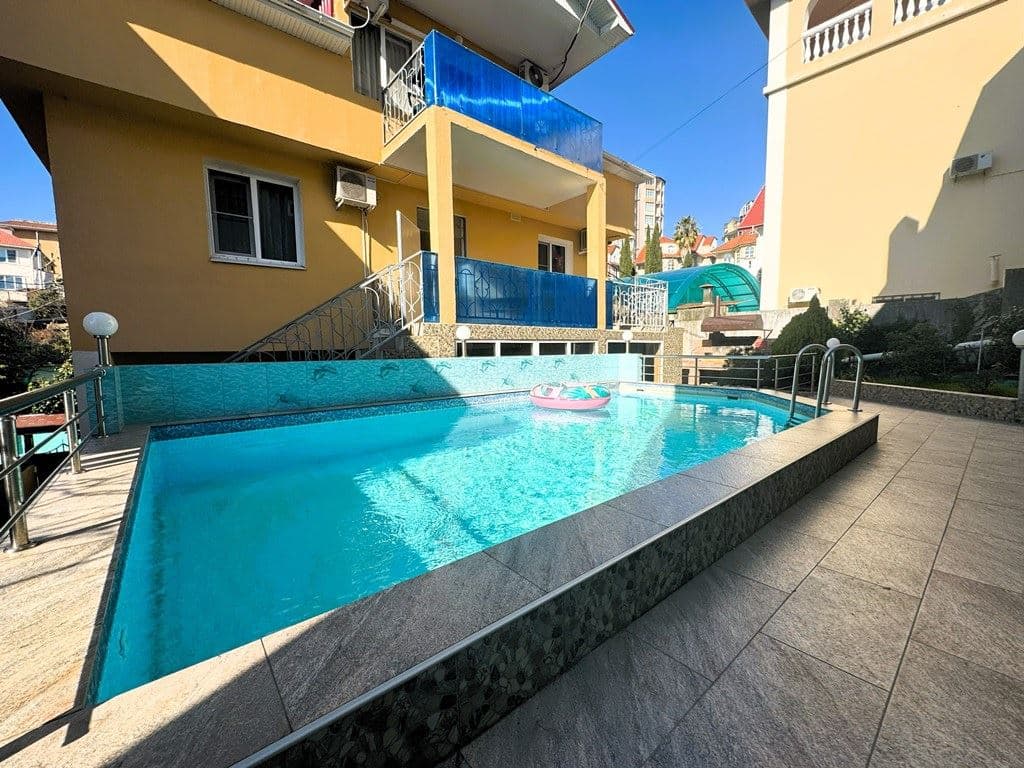 pools-outdoor-pool