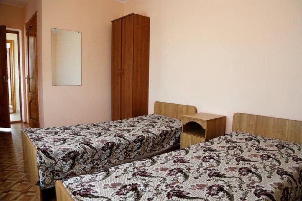rooms-triple-balcony