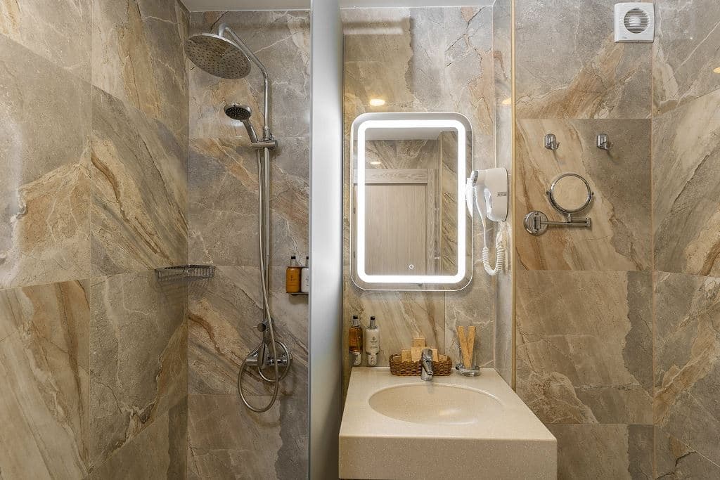 rooms-royal-luxe