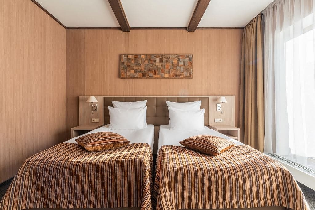 rooms-interconect
