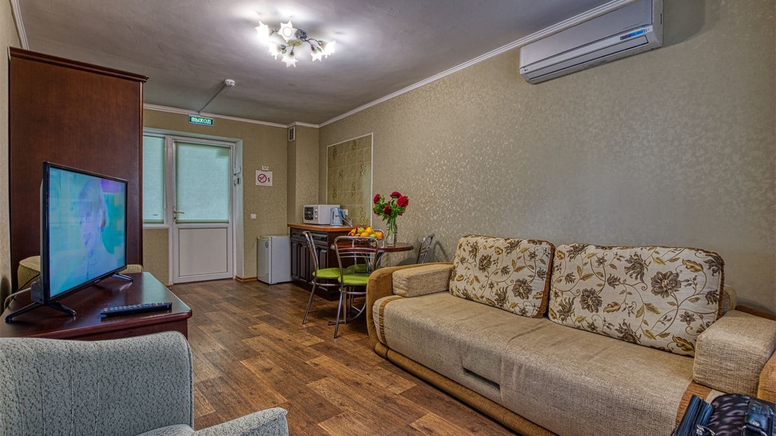 rooms-junior-suite