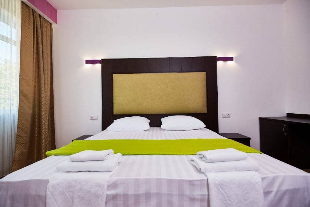 rooms-suite-balcony