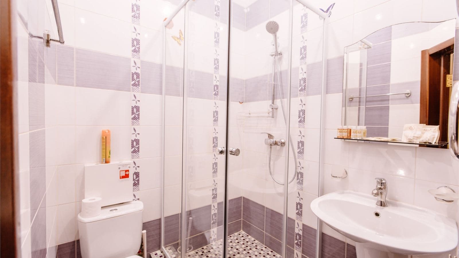 rooms-стандартный-двухместный-номер-без-балкона