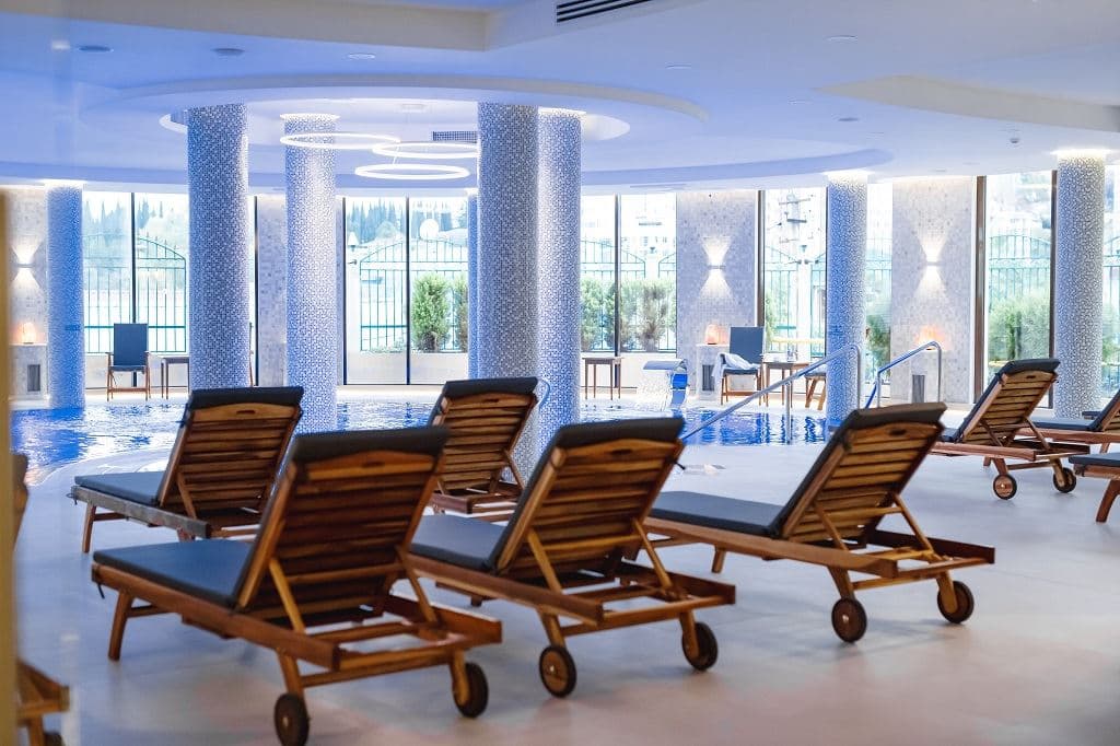 pools-indoor-pool