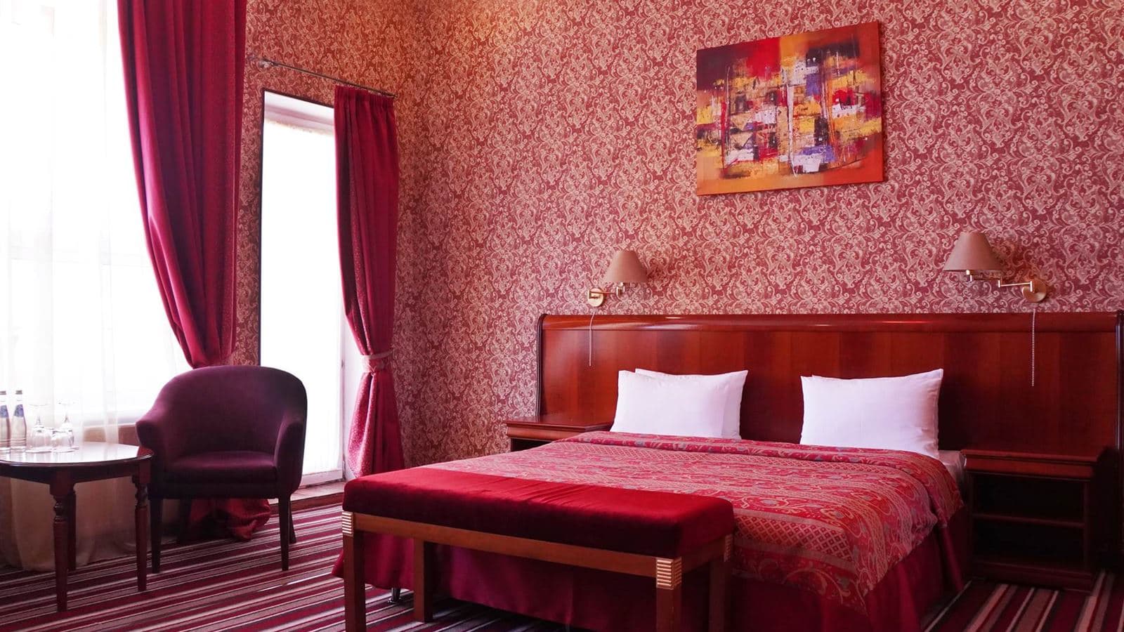 rooms-suite-balcony