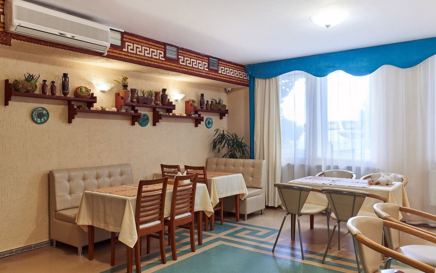 restaurants-cafe