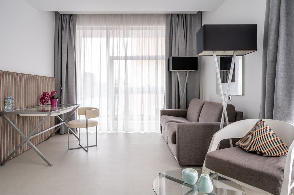 rooms-suite