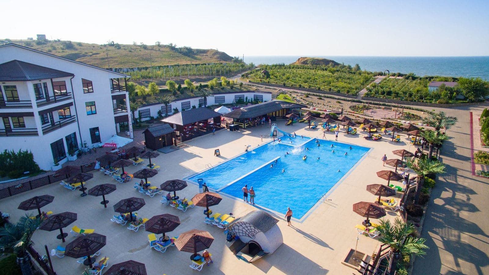 pools-outdoor-pool