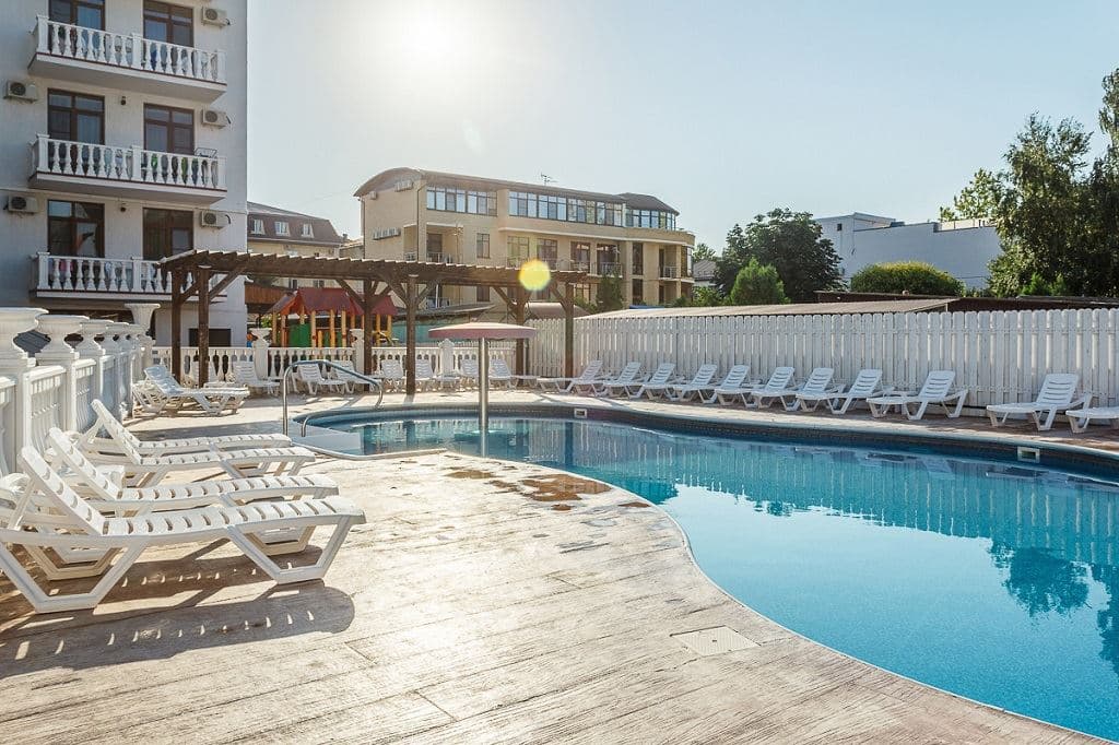 pools-outdoor-pool