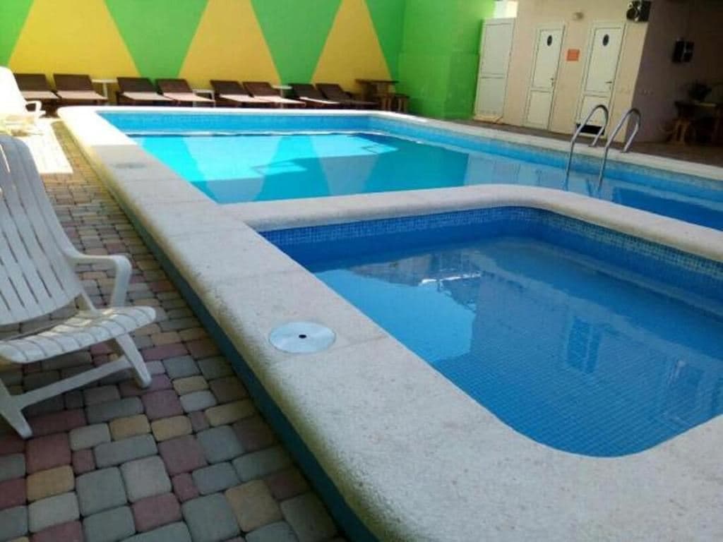 pools-outdoor-pool