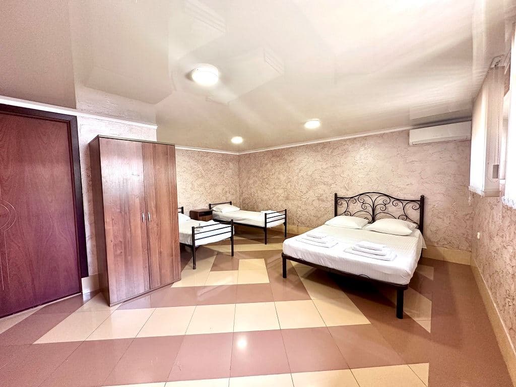 rooms-quard
