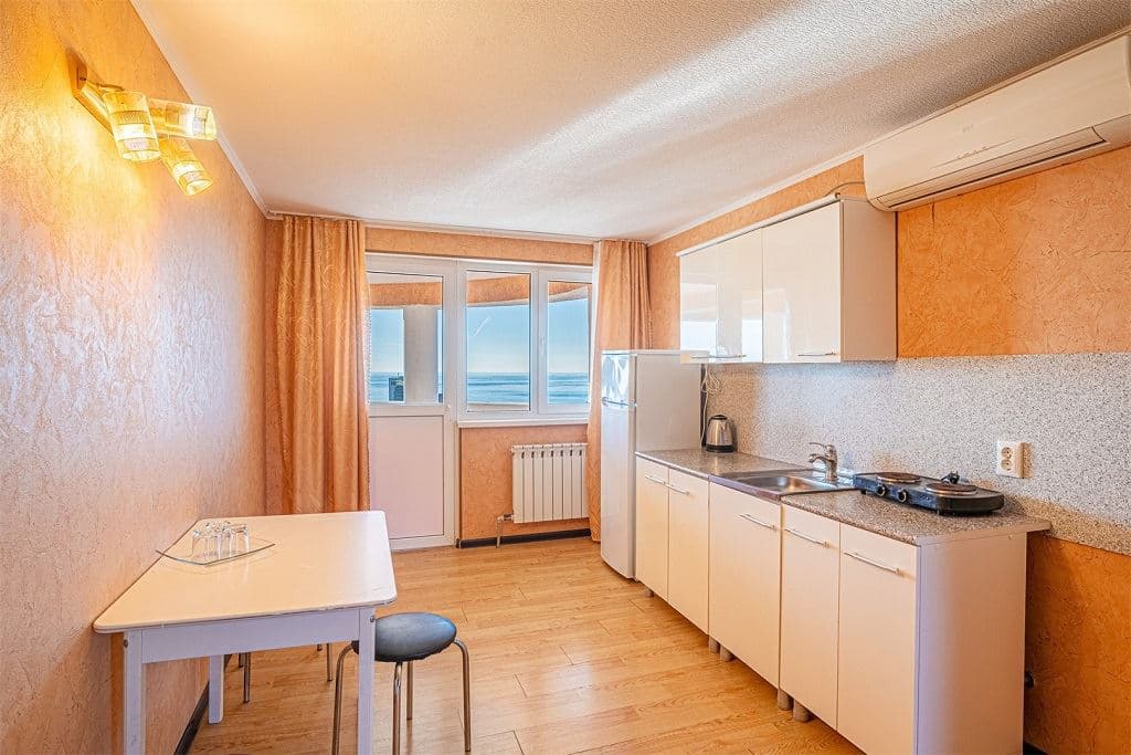 rooms-studio-with-kitchen-and-balony