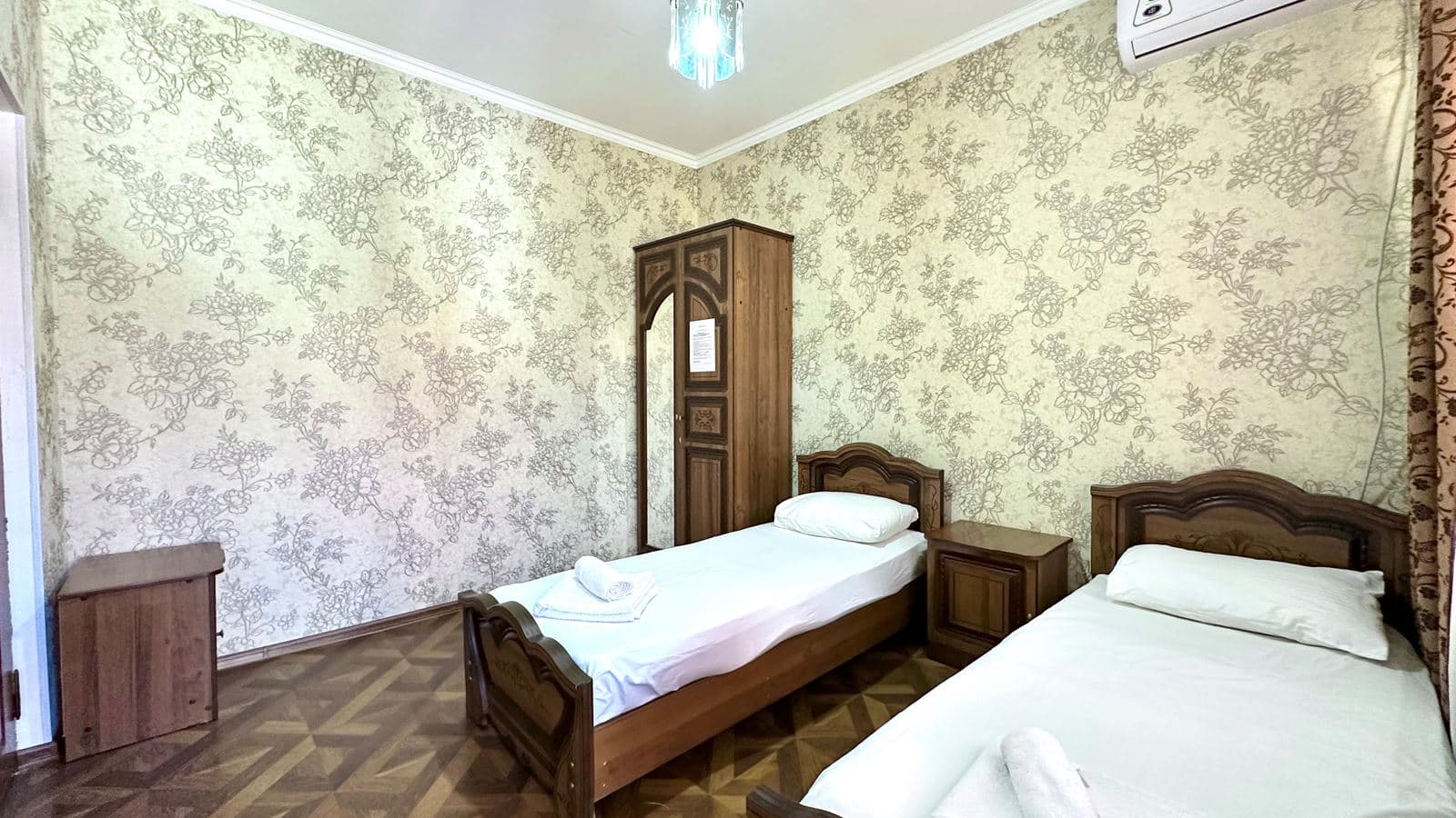 rooms-2econom