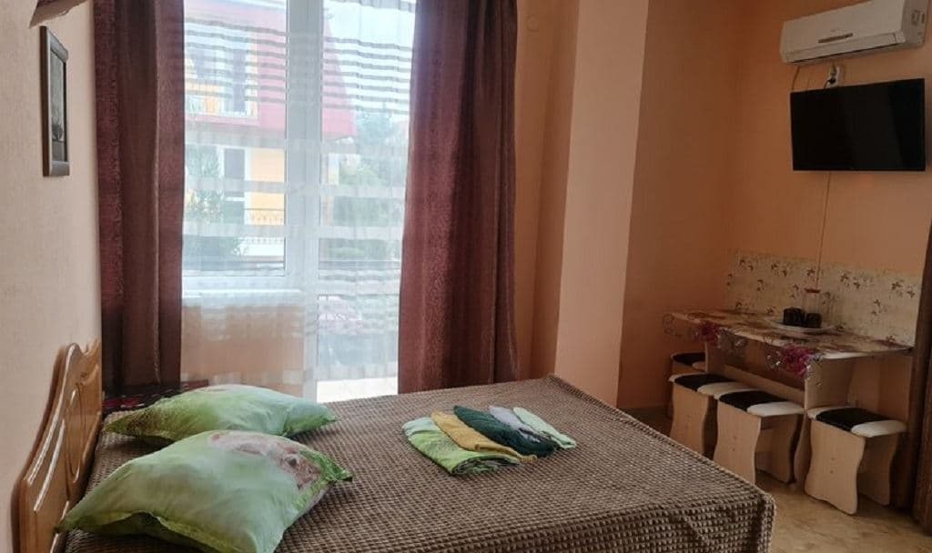rooms-4местный-стандарт-с-балконом