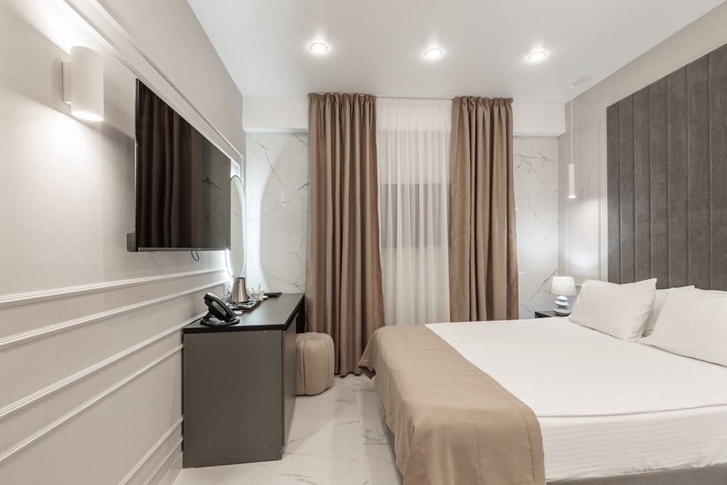 rooms-economy