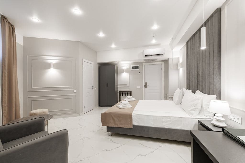 rooms-economy-plus