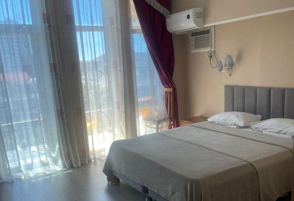 rooms-standart--balkon-oleandr