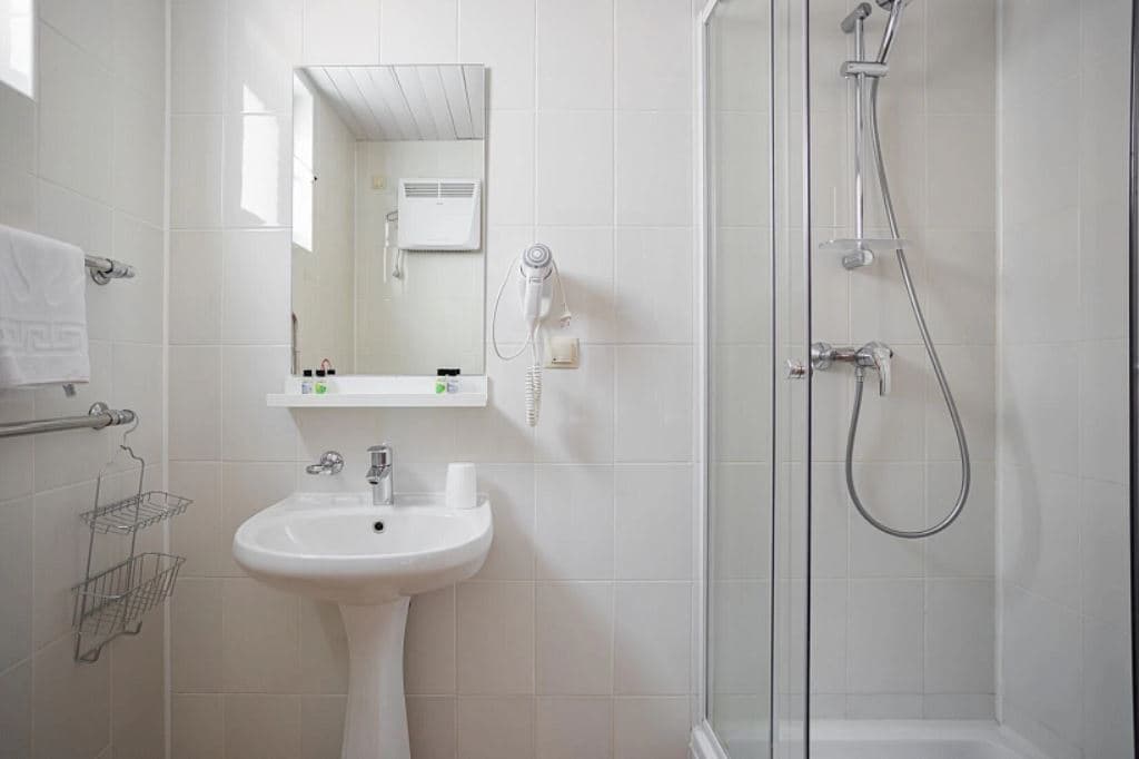 rooms-standart-balcony-twindbl