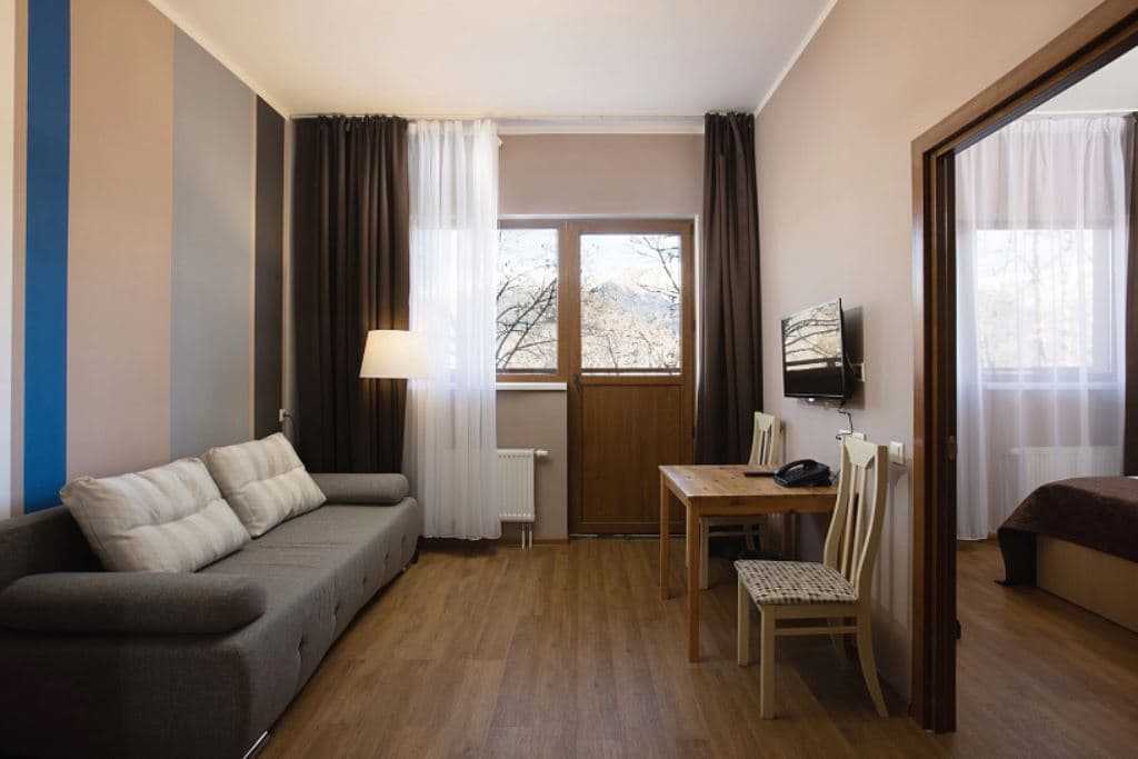 rooms-family-club-suite-balcony-dbl