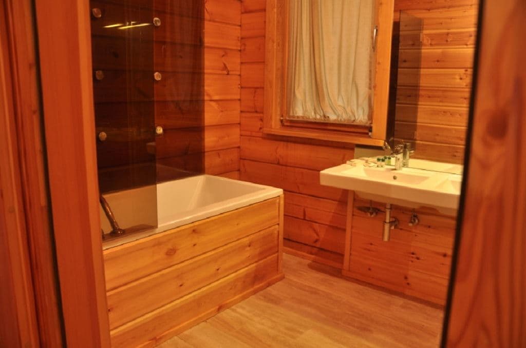 rooms-6местный-коттедж-с-кухней