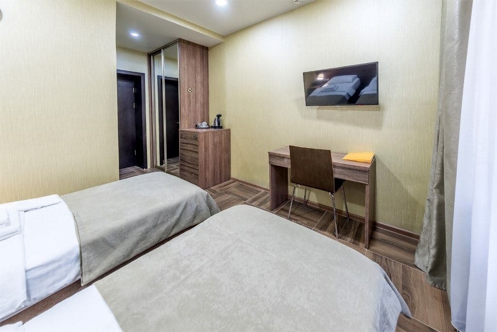 rooms-superior-with-balcony