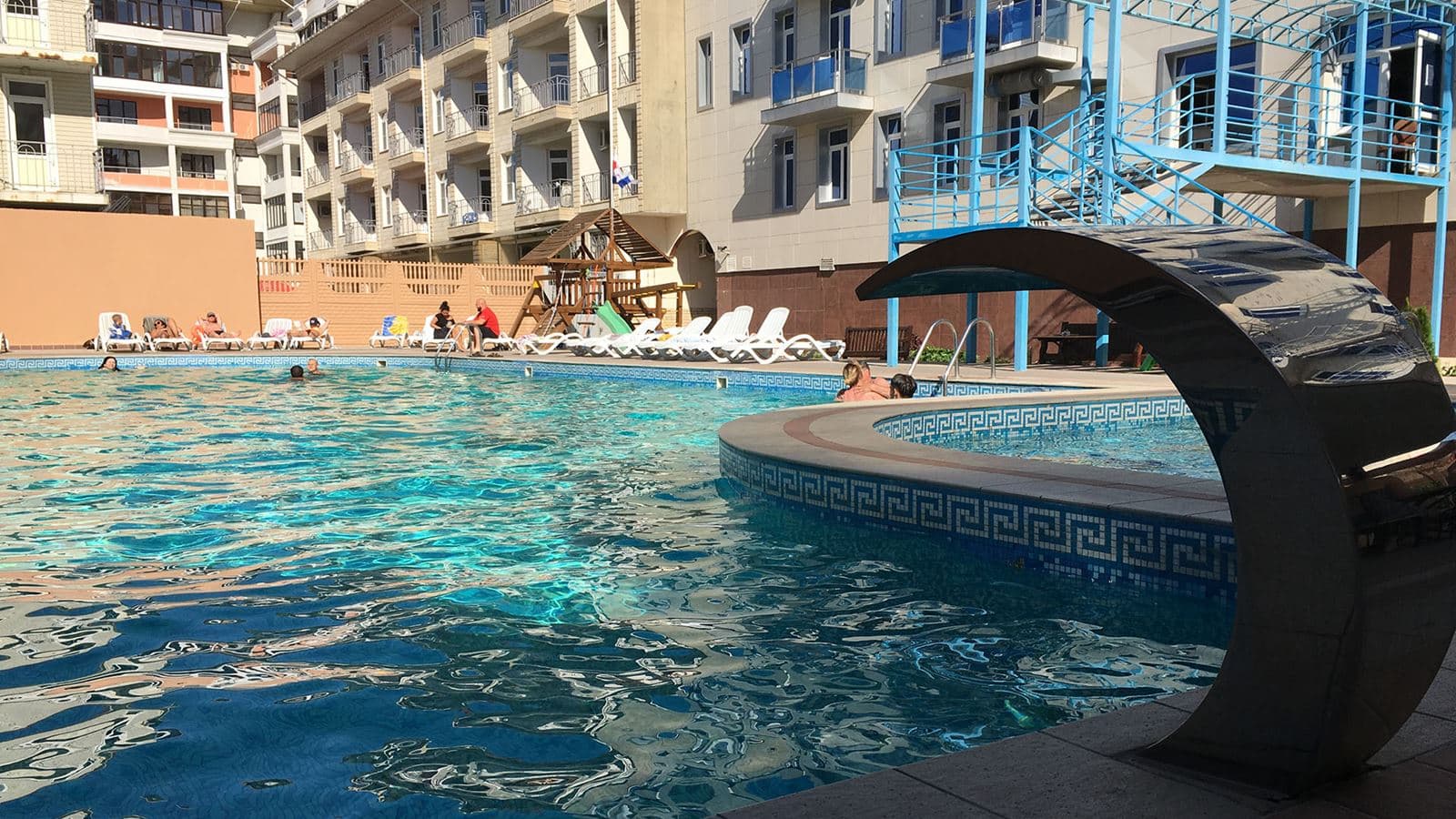 pools-outdoor-pool