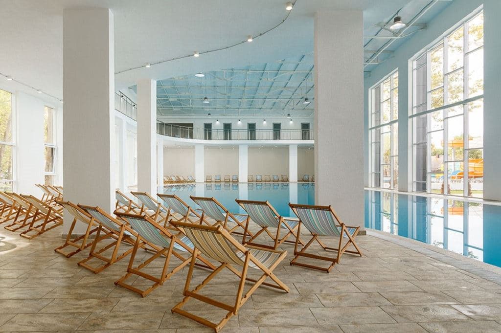 pools-indoor-pool