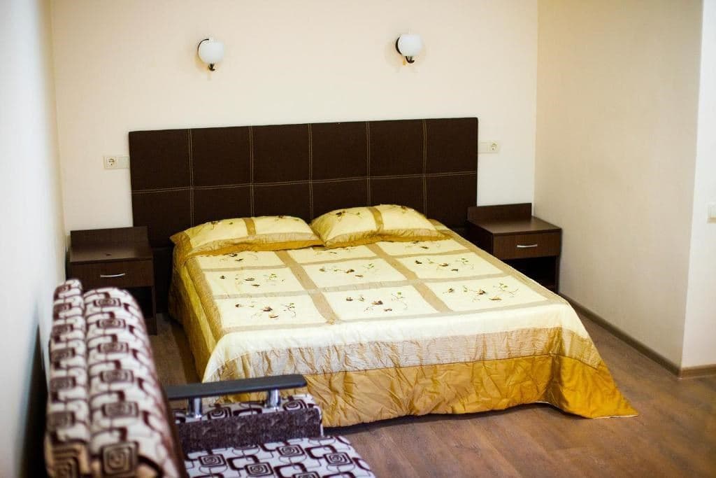 rooms-family-studio