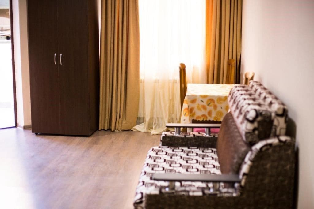 rooms-family-studio