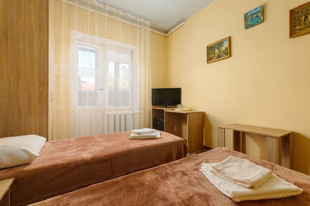 rooms-triple-economy