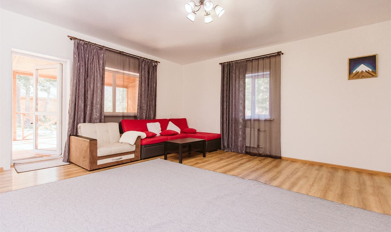 rooms-больshой-дом-на-берегу