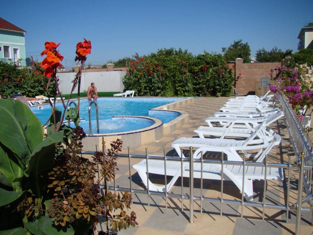 pools-outdoor-pool