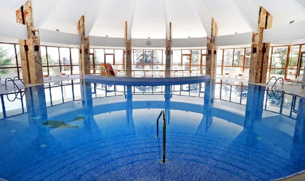 pools-indoor-pool