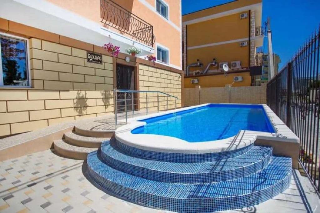 pools-outdoor-pool