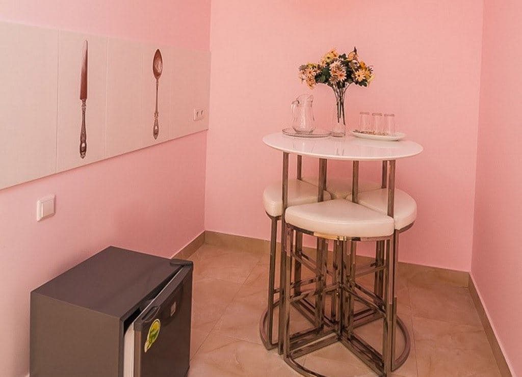 rooms-suite-no-balcony