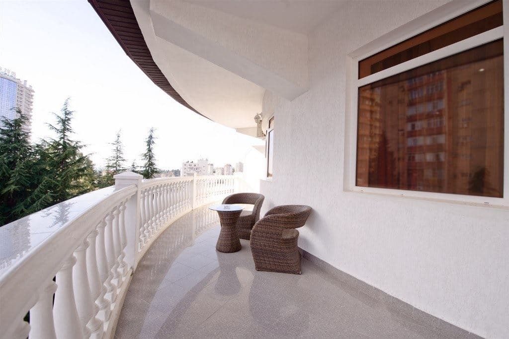 rooms-suite-balcony