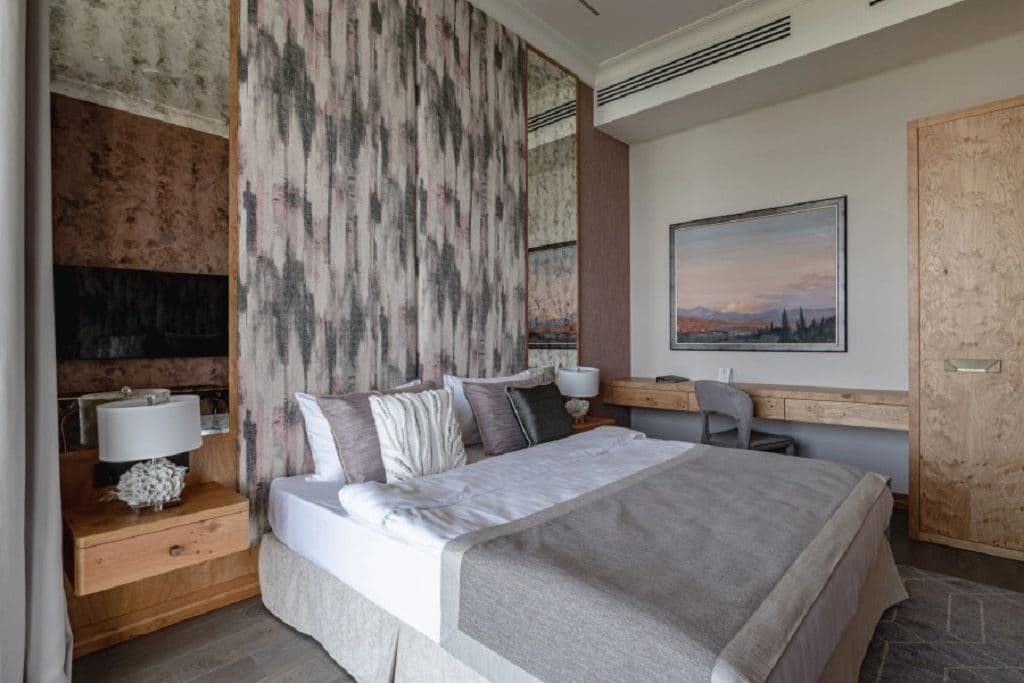 rooms-джуниор-сьют-премиум-с-видом-на-парк