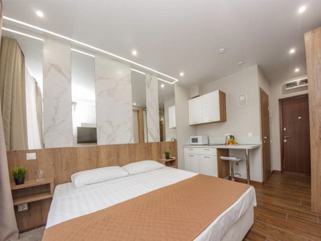rooms-delux-s-balkonom