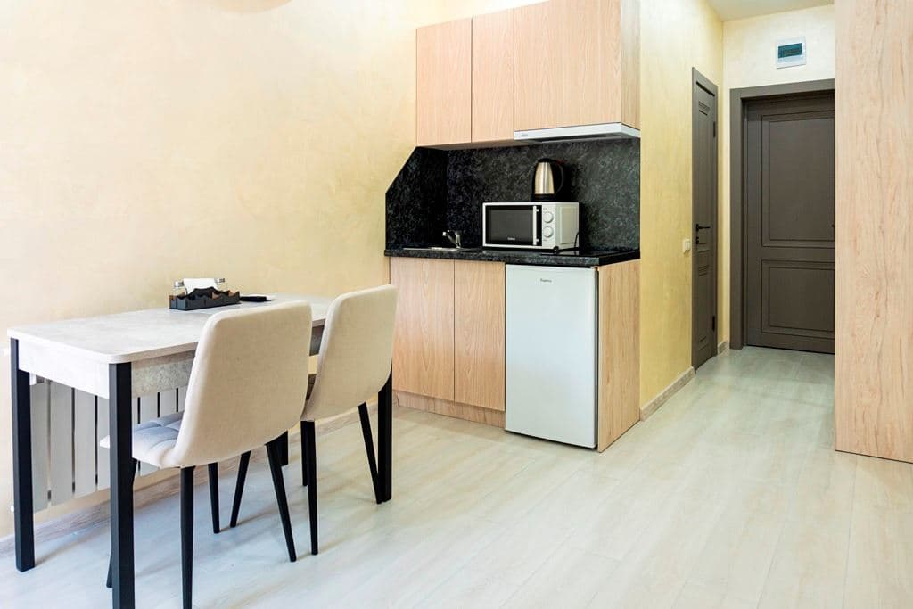 rooms-studio-balcony