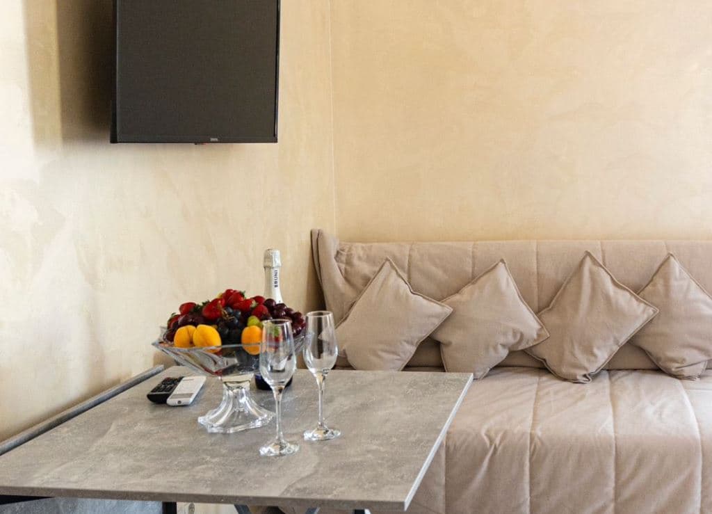 rooms-suite-balcony
