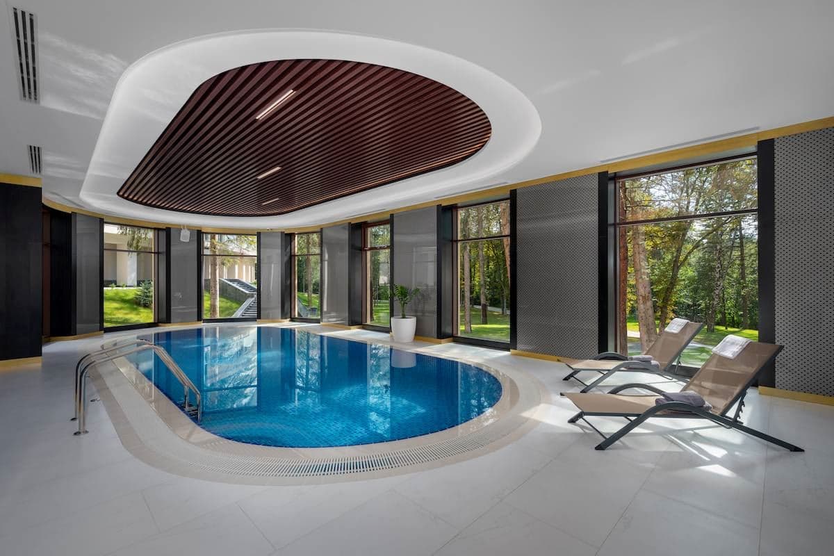 pools-indoor-pool