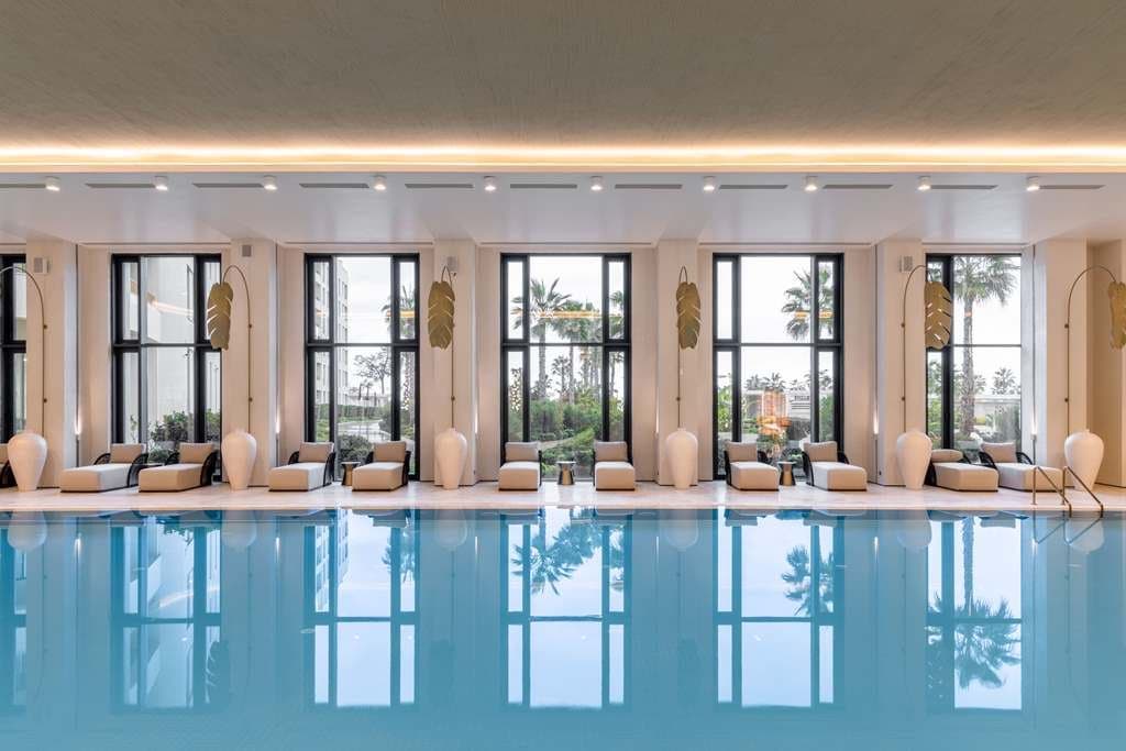 pools-indoor-pool