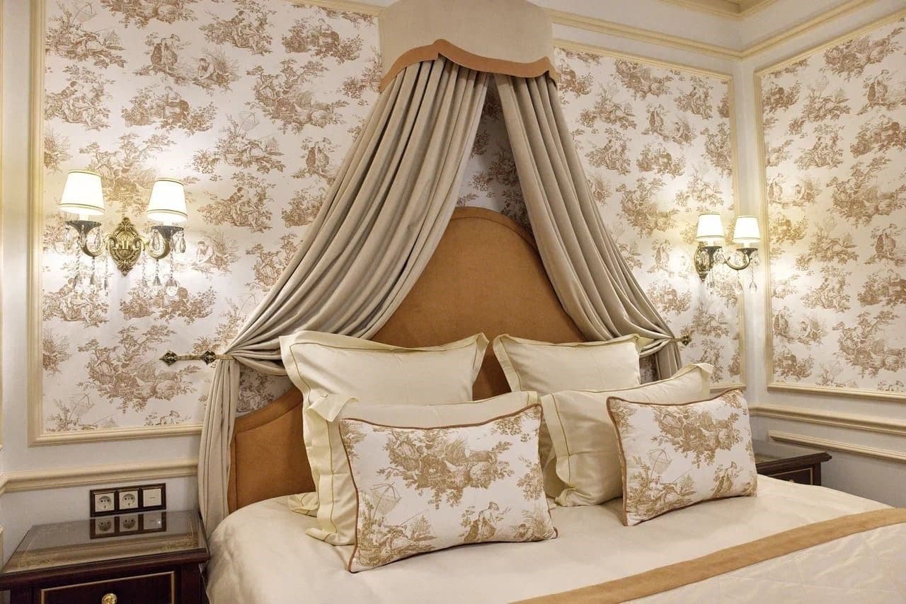 rooms-императорский-двухкомнатный-люкс-с-террасой-и-видом-на-реку