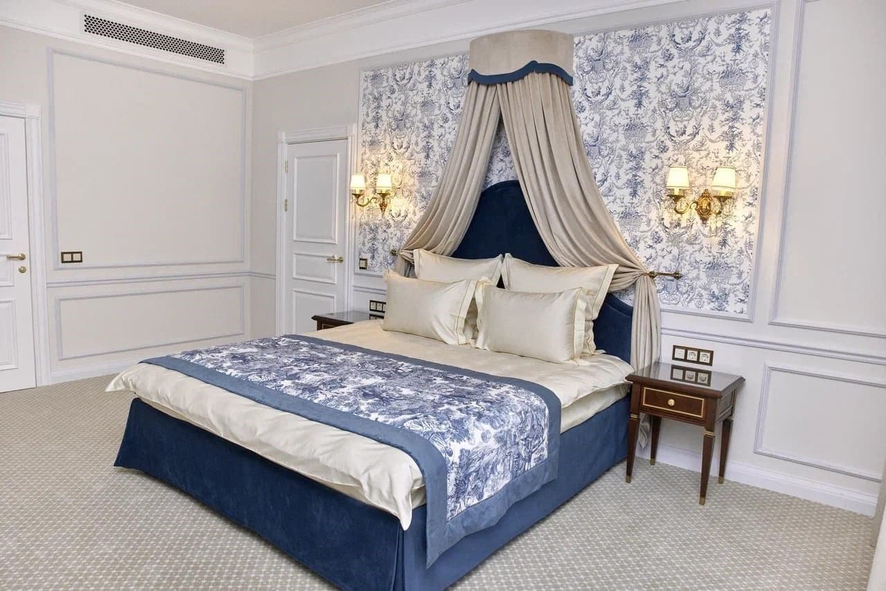 rooms-королевский-двухкомнатный-люкс-с-террасой-и-видом-на-реку